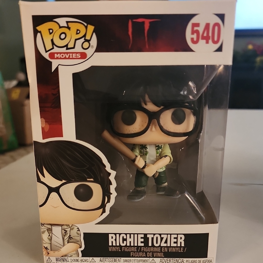 Funko Pop Richie Tozier Figure with Black and Green